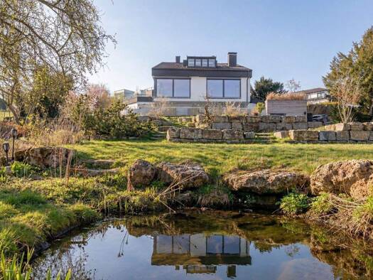 Haus zum Kauf 1.675.000 € 8 Zimmer 336,9 m² 1.940 m² Grundstück Neunkirchen Neunkirchen am Brand 91077