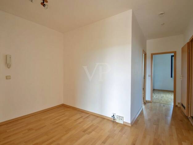 Wohnung zum Kauf 129.900 € 3 Zimmer 73,8 m² 4. Geschoss Roter Berg Erfurt 99087