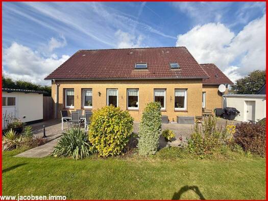 Einfamilienhaus zum Kauf 320.000 € 6 Zimmer 196,1 m² 1.190 m² Grundstück Nübel 24881