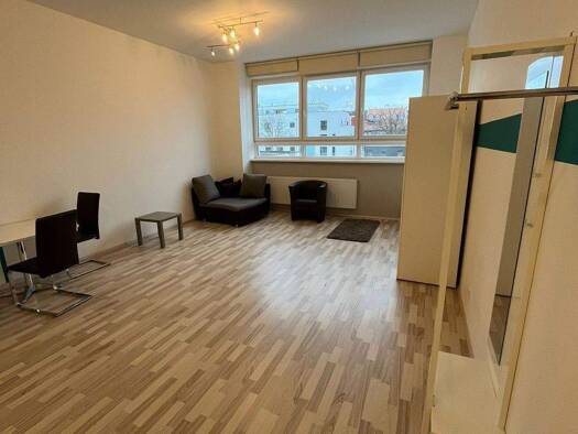 Wohnung zur Miete 540 € 1 Zimmer 45 m² 1. Geschoss frei ab sofort Karolinenstraße 86 Südstadt Fürth 90763