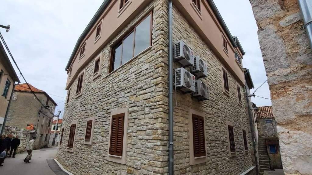 Haus zum Kauf 800.000 € 9 Zimmer 270 m² Murter-Kornati