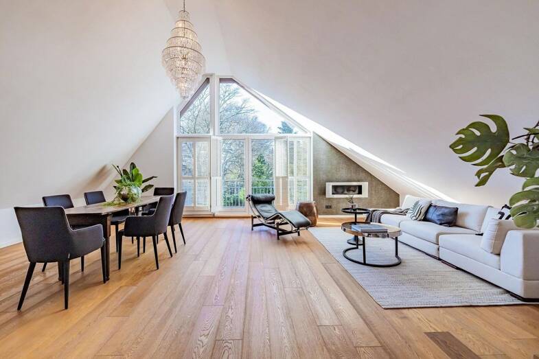 Wohnung zum Kauf provisionsfrei 749.000 € 3 Zimmer 109 m² Dachgeschoss, 2. Geschoss Wellingsbüttel Hamburg 22391