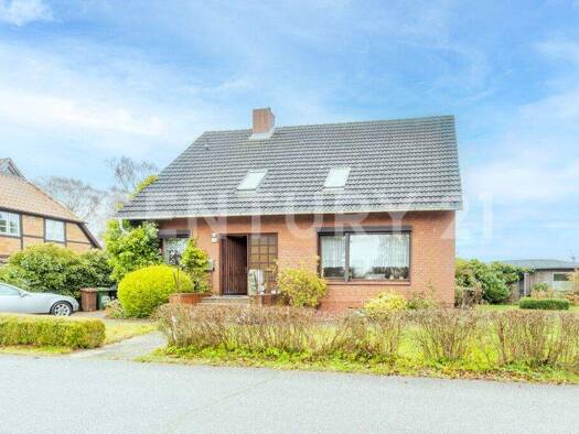 Einfamilienhaus zum Kauf 350.000 € 6 Zimmer 144 m² 604 m² Grundstück frei ab sofort Probsteierhagen 24253