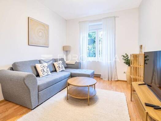 Studio zur Miete 750 € 1 Zimmer 45 m² Torbareva Medvescak - Salata