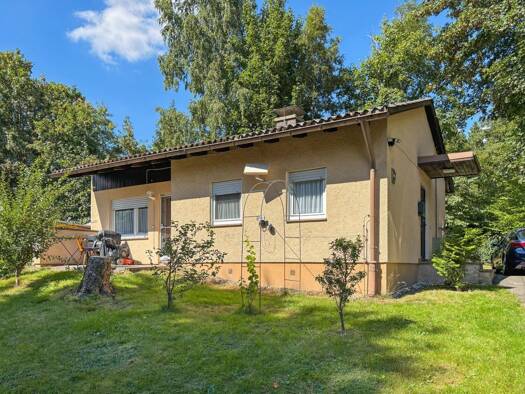 Einfamilienhaus zum Kauf 99.000 € 4 Zimmer 75 m² 361 m² Grundstück Neubau Fichtelberg 95686