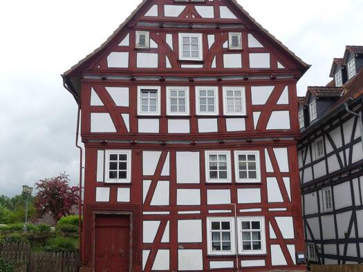 Mehrfamilienhaus zum Kauf provisionsfrei 175.000 € 1 Zimmer 240 m² 361 m² Grundstück Treysa Schwalmstadt 34613