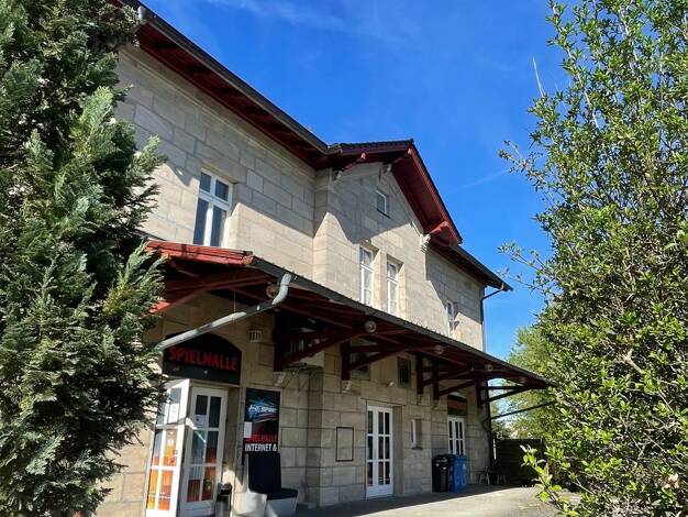 Mehrfamilienhaus zum Kauf als Kapitalanlage geeignet 899.000 € 14 Zimmer 370,2 m² 389 m² Grundstück Altdorf Altdorf bei Nürnberg 90518