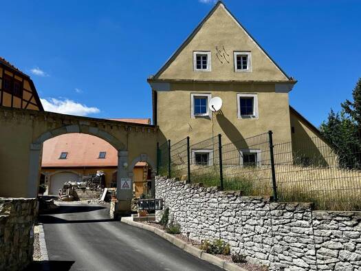 Bauernhaus zum Kauf 150.000 € 12 Zimmer 272,7 m² 2.627 m² Grundstück Sürßen Dohna 01809