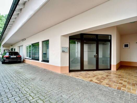 Haus zum Kauf 1.148.000 € 11 Zimmer 424 m² 714 m² Grundstück frei ab 01.01.2026 Ingolstadt 85051