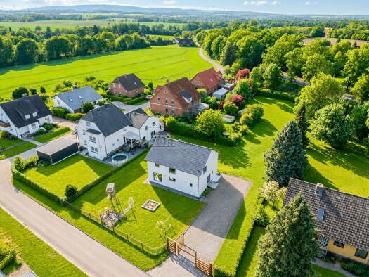 Haus zum Kauf 549.000 € 5,5 Zimmer 164 m² 2.294 m² Grundstück Messenkamp Messenkamp 31867