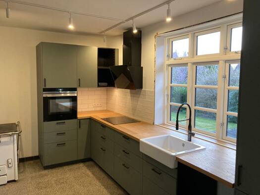 Bauernhaus zur Miete 1.600 € 7 Zimmer 200 m² 1.200 m² Grundstück frei ab 01.07.2026 Jork 21635