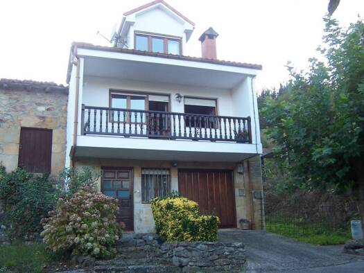 Villa zum Kauf 165.000 € 3 Zimmer 250 m² Luena 39687