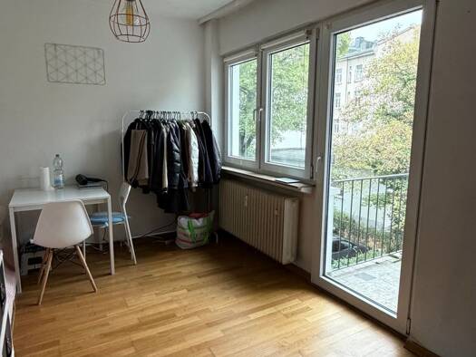 Terrassenwohnung zur Miete 700 € 1 Zimmer 25 m² Geschoss 2/2 frei ab sofort Nordend-West Frankfurt am Main 60318