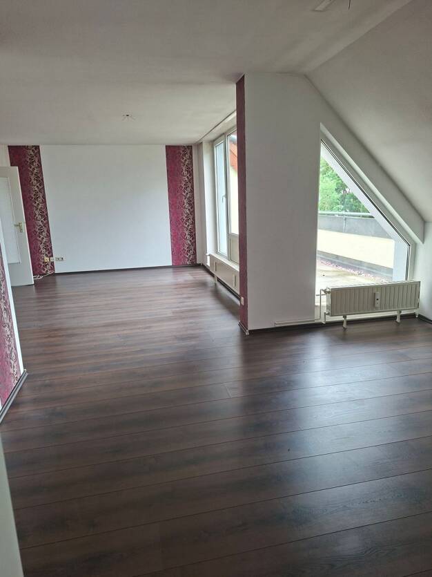 Wohnung zur Miete 660 € 4 Zimmer 88 m² Dachgeschoss frei ab sofort Joachimsthal 16247