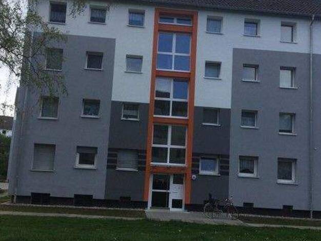 Wohnung zur Miete 683 € 2,5 Zimmer 55,7 m² 1. Geschoss frei ab 11.03.2026 Geschwister-Scholl-Straße 56 Alkenrath Leverkusen 51377