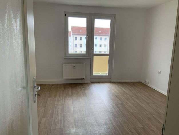 Wohnung zur Miete 458 € 3 Zimmer 58,2 m² 4. Geschoss frei ab 15.04.2026 Ehrensteinstr. 40 d Zentrum-Nord Leipzig 04105