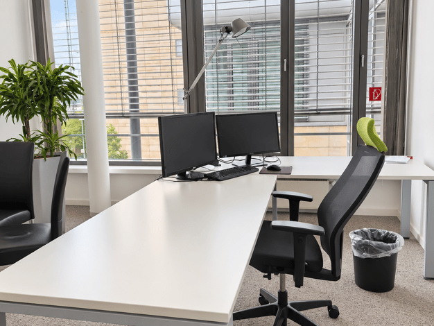 Bürofläche zur Miete provisionsfrei 6.300 € 385 m² Bürofläche Mörsenbroicher Weg Rath Düsseldorf 40470