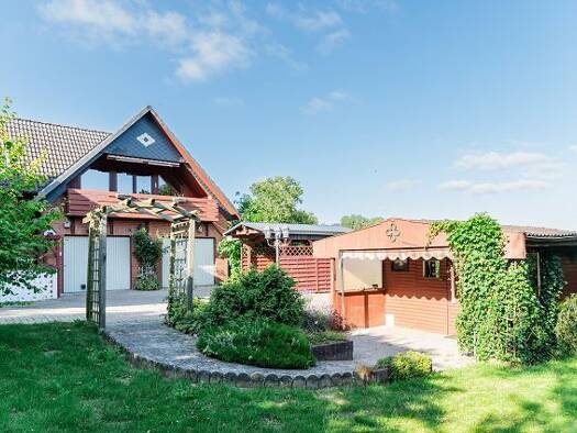 Einfamilienhaus zum Kauf 250.000 € 6 Zimmer 206 m² 1.000 m² Grundstück Esgrus Esgrus 24402