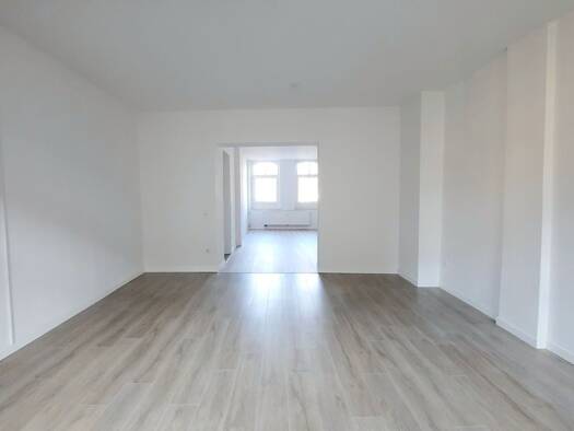 Wohnung zur Miete 780 € 5 Zimmer 156,2 m² 2. Geschoss frei ab sofort Wilhelmstraße 35 Aschersleben Aschersleben 06449