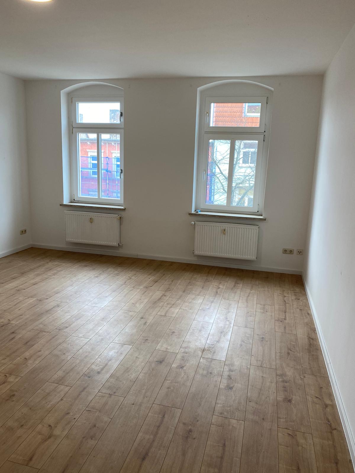 Wohnung zur Miete 325 € 2 Zimmer 50 m²<br/>Wohnfläche 3.<br/>Geschoss ab sofort<br/>Verfügbarkeit Schützenstraße 17 Zeitz Zeitz 06712