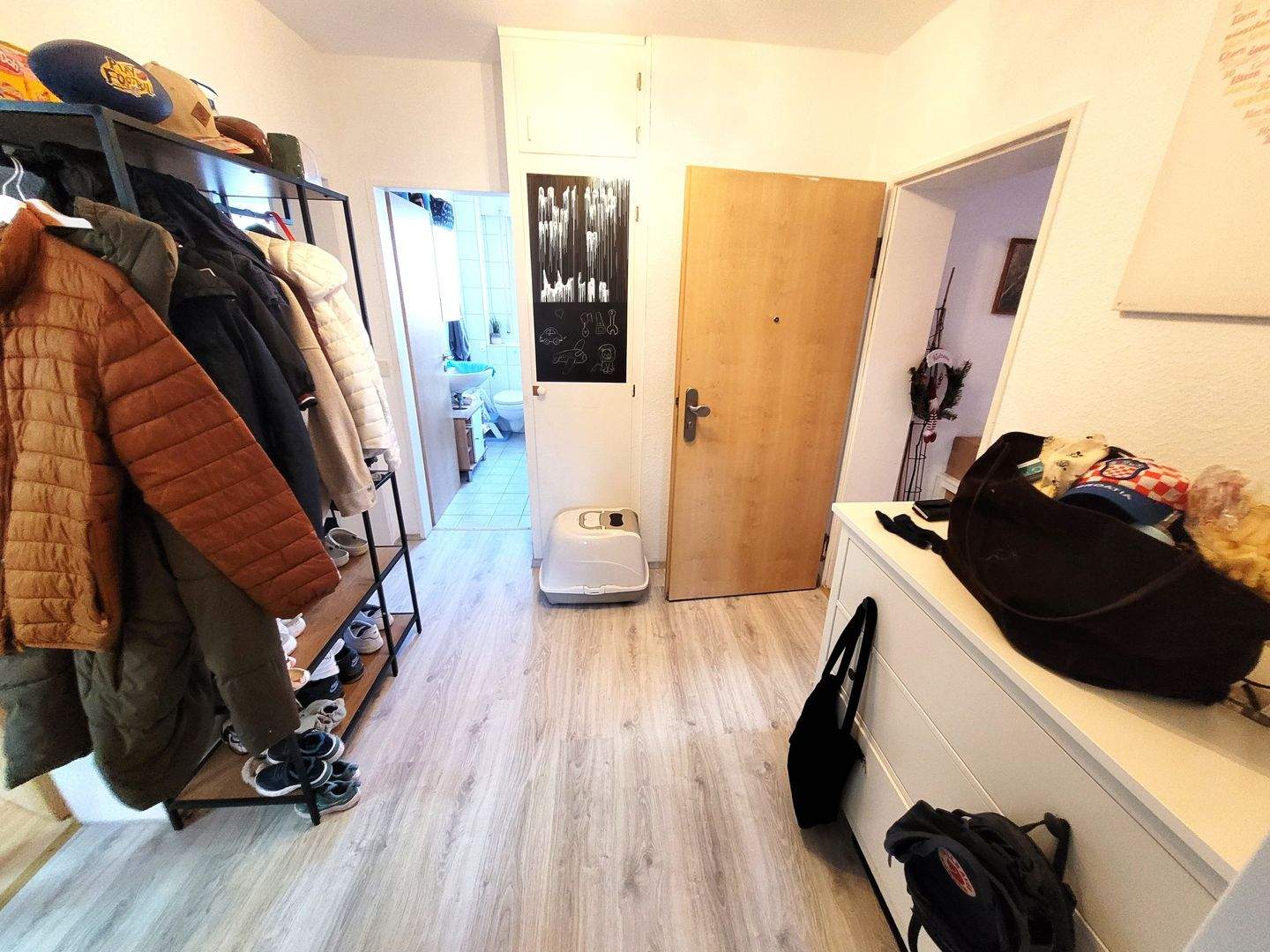 Immobilie in Rüsselsheim am Main - Vermietete Doppelhaushälfte mit großem Garten als solides Investment - Bild 1