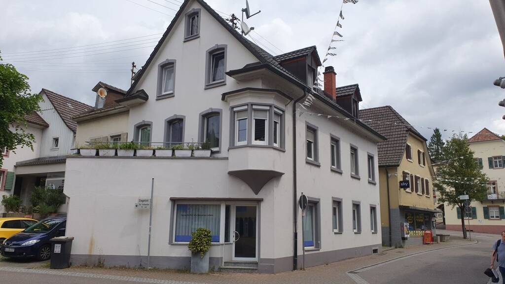 Stadthaus zum Kauf 395.000 € 6,5 Zimmer 149 m² 117 m² Grundstück Hauptstr. 31 Kandern 79400