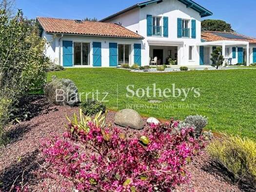 Einfamilienhaus zum Kauf 1.795.000 € 11 Zimmer 260 m² 1.231 m² Grundstück Arcangues 64200