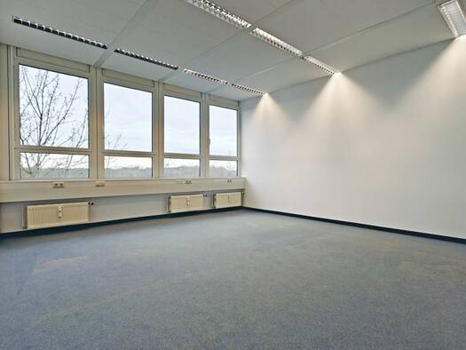 Bürofläche zur Miete provisionsfrei 10 € 258 m² Bürofläche teilbar ab 129 m² Unterschleißheim Unterschleißheim 85716