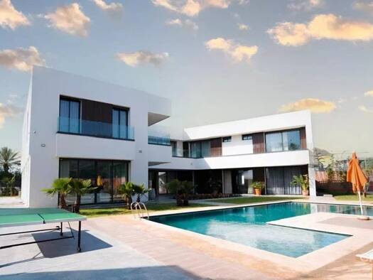 Villa zum Kauf 3.535.692 € 7 Zimmer 900 m² 1 Av. Ain Khalouiya  Rabat 10000  Morocco Rabat