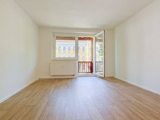 Wohnung zur Miete 389 € 4 Zimmer 71,3 m² 2. Geschoss Lungwitzer Straße 47 Glauchau Glauchau 08371