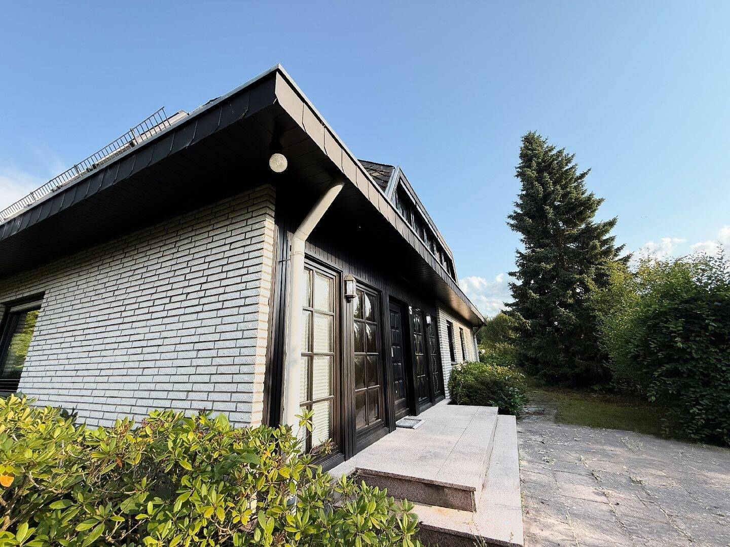 Einfamilienhaus zum Kauf - Mehr