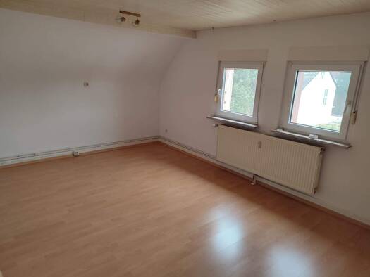 Wohnung zur Miete 650 € 2 Zimmer 35 m² Geschoss 2/2 frei ab sofort Niederhöchstadt Eschborn 65760