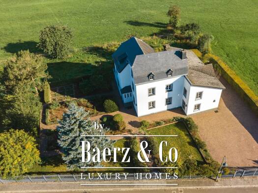 Haus zum Kauf 1.600.000 € 14 Zimmer 300 m² 1.500 m² Grundstück Wintger