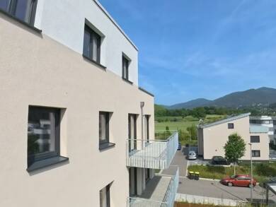 Wohnung zur Miete 1.624 € 4 Zimmer 116 m² frei ab sofort Fritz-Hackstr. 4 Niederweiler Müllheim 79379