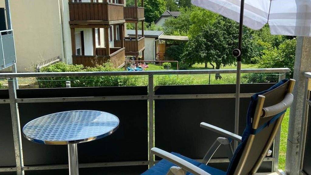 Wohnung zum Kauf 72.000 € 2 Zimmer 48,3 m² frei ab sofort Marlesreuth Naila 95119