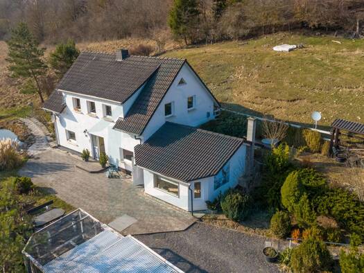 Einfamilienhaus zum Kauf 350.000 € 6 Zimmer 135 m² 3.670 m² Grundstück Pösen Bucha 07751