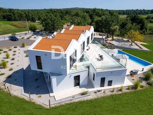Haus zum Kauf 1.200.000 € 7 Zimmer 454 m² Višnjan