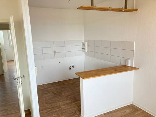 Wohnung zur Miete 320 € 3 Zimmer 57 m² 4. Geschoss Krondorfer Straße 107 Wolfen Bitterfeld-Wolfen 06766