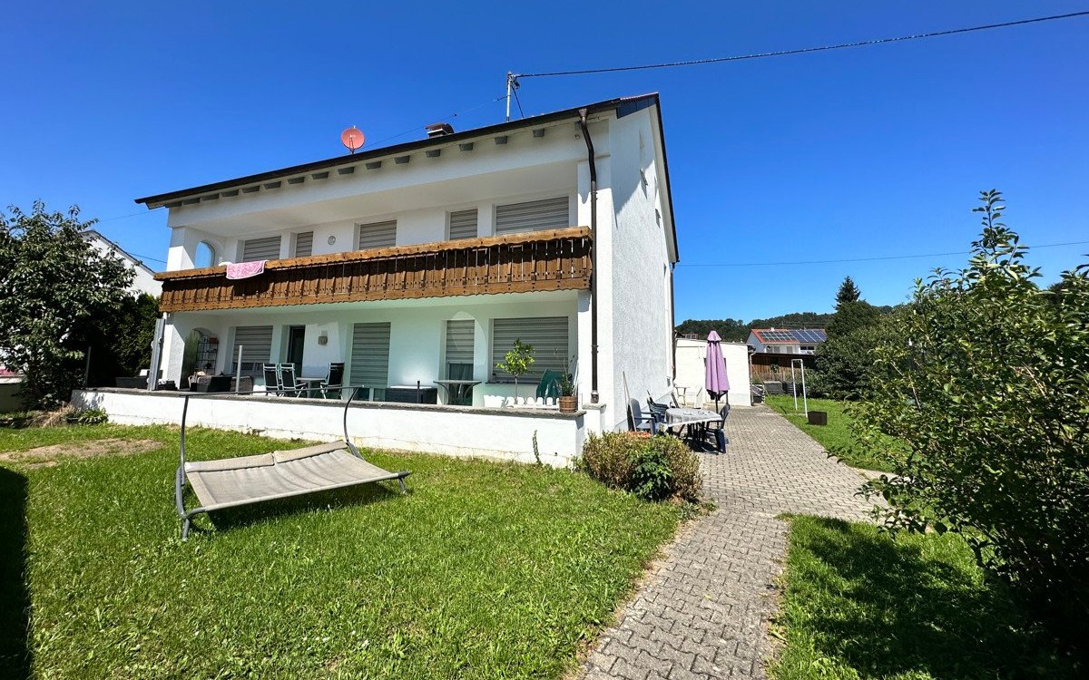 Mehrfamilienhaus zum Kauf 698.000 € 11 Zimmer 260 m²<br/>Wohnfläche 953 m²<br/>Grundstück Altenstadt Altenstadt 89281