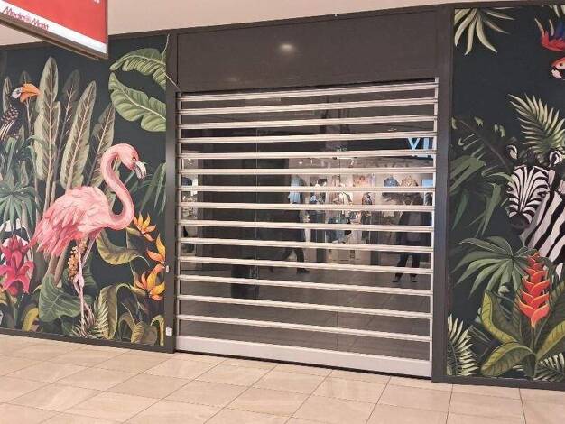 Laden zur Miete 8.500 € 1 Zimmer 176 m² Verkaufsfläche Mitte Stuttgart 70173