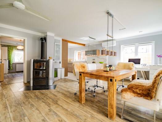 Doppelhaushälfte zum Kauf 1.295.000 € 8 Zimmer 284 m² 335 m² Grundstück Rieselfeld Südwest 79111