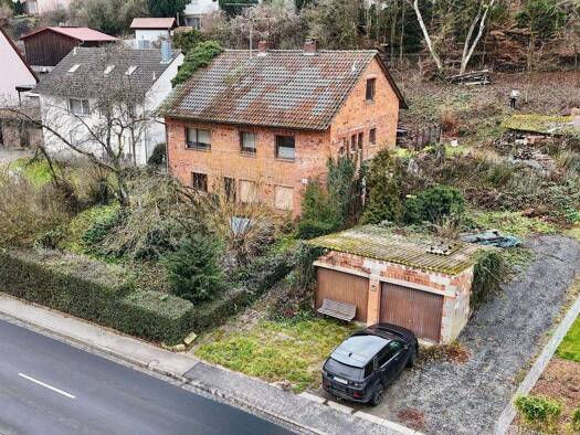 Einfamilienhaus zum Kauf 390.000 € 5 Zimmer 155 m² 1.343 m² Grundstück frei ab sofort Hausener Straße 5 Schonungen 97453