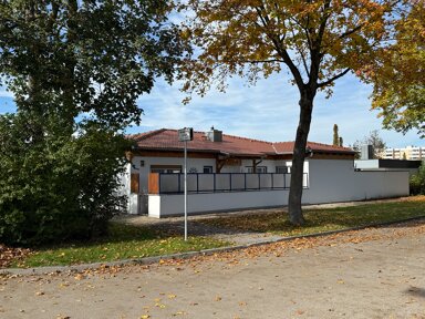 Bungalow zum Kauf 689.000 € 4 Zimmer 150 m² 284 m² Grundstück frei ab 01.02.2025 Königsbrunn 86343