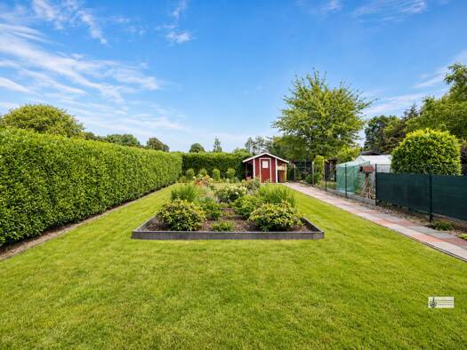 Doppelhaushälfte zum Kauf 324.000 € 5 Zimmer 162,9 m² 619 m² Grundstück Gessel Syke / Siedlung Gessel 28857