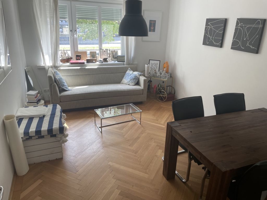 Wohnung zur Miete Wohnen auf Zeit 2.500 € 5 Zimmer 78 m²<br/>Wohnfläche 01.02.2025<br/>Verfügbarkeit Leuchtenbergring Englschalking München 81677