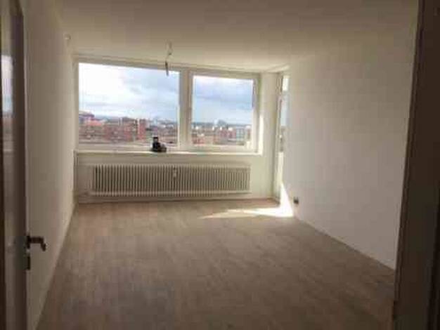 Wohnung zur Miete 813 € 4 Zimmer 95,7 m² 4. Geschoss frei ab 28.10.2026 Kosselhof 2 Groß Buchholz Hannover 30627