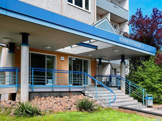 Wohnung zur Miete 359 € 2 Zimmer 52,4 m² 16. Geschoss Körnerstraße 3 Herrenberg Erfurt 99099