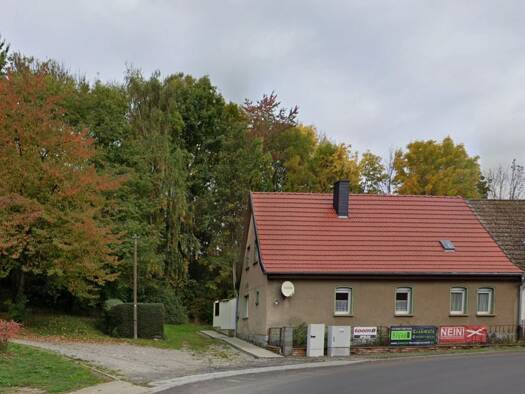 Doppelhaushälfte zum Kauf 69.000 € 5 Zimmer 102,3 m² 148 m² Grundstück frei ab sofort Pfiffelbach Ilmtal-Weinstraße 99510
