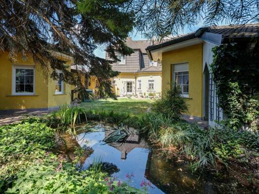 Mehrfamilienhaus zum Kauf 995.000 € 956 m² Grundstück Deutsch-Wagram 2232