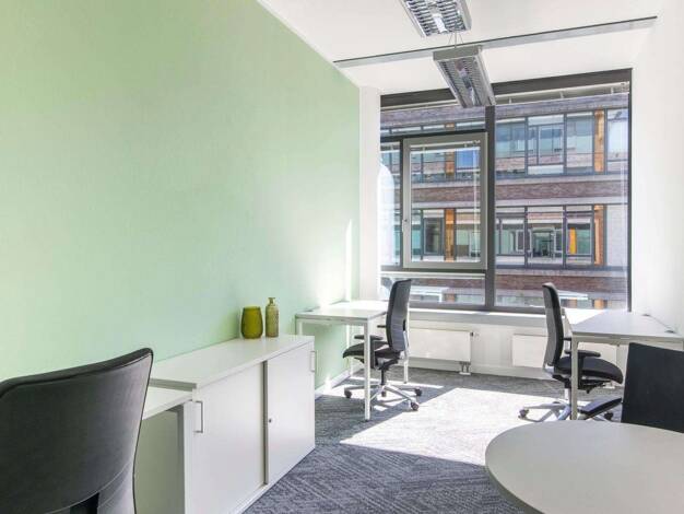 Bürofläche zur Miete provisionsfrei 13 m² Bürofläche teilbar ab 7 m² Hanauer Landstraße 291b Ostend Frankfurt am Main 60314